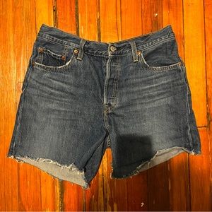 Levi womens short shorts